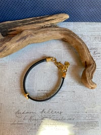 Image 7 of Golden VOL