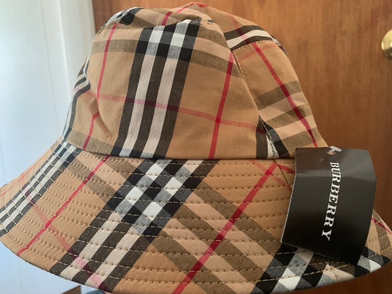 DESIGNER BUCKET HATS Image 4
