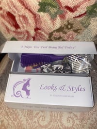 Image 1 of Detangler brush (ALL HAIR TYPES!!!!) 