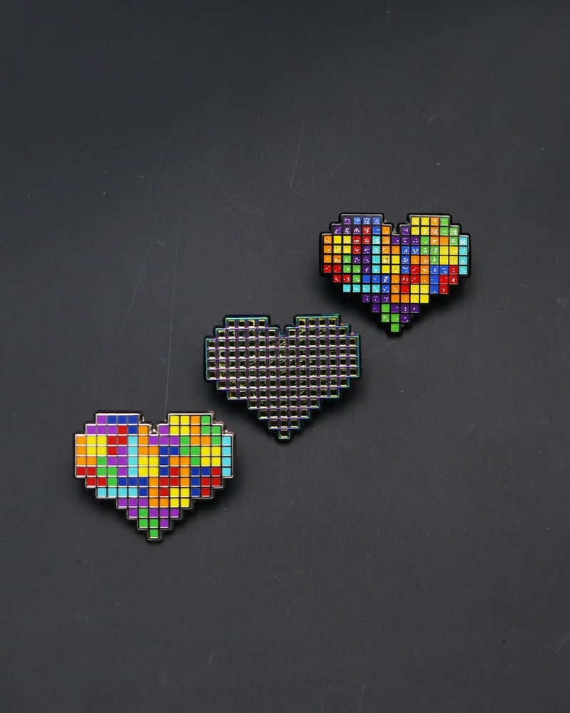 Image of 'COMPLETE HEART' ENAMEL PINS !