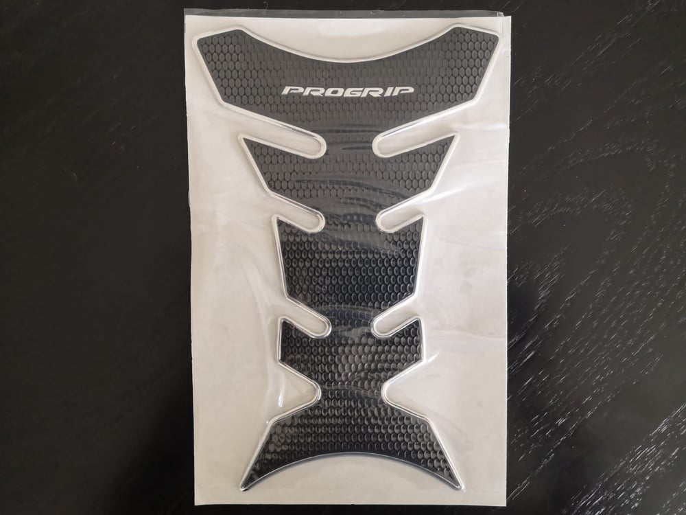 ProGrip Carbon Fiber Tank Pads (Colored Outline)
