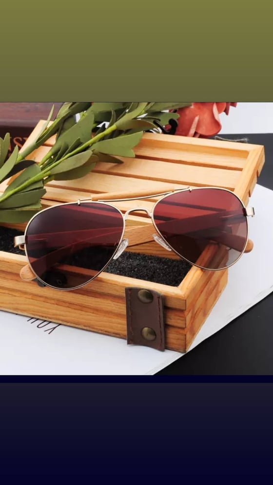 Image of BEECH WOOD AVIATOR 