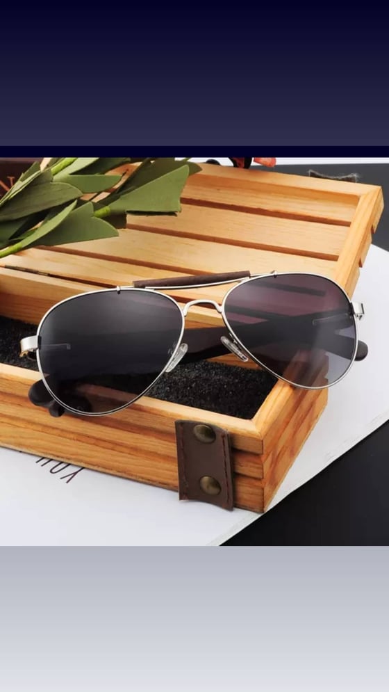 Image of CHOCOLATE EBONY AVIATOR 