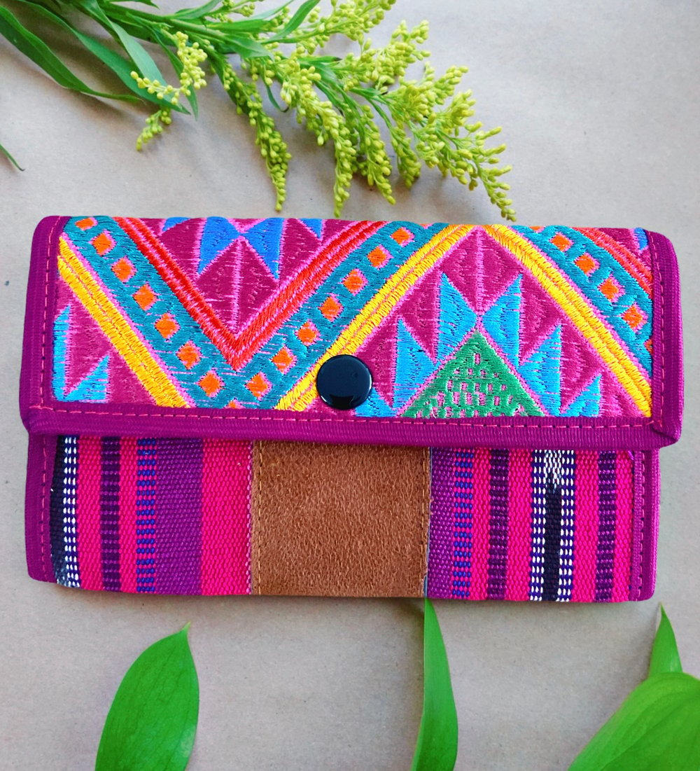 Geometric Wristlet Wallet