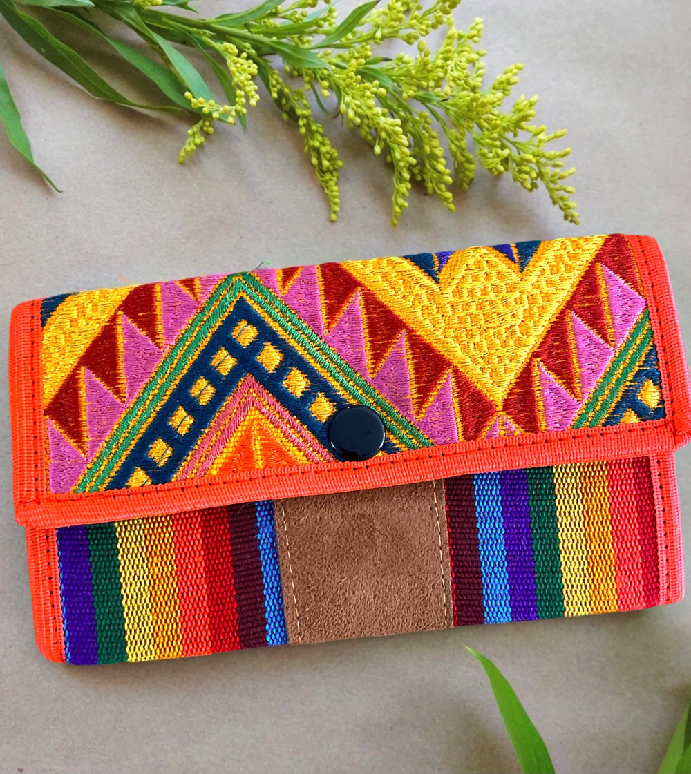 Geometric Wristlet Wallet