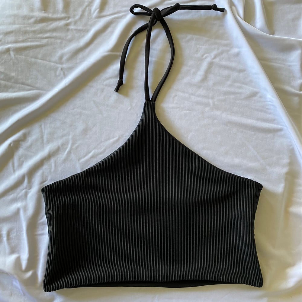 Image of STAPLE HALTER : BLACK RIBBED