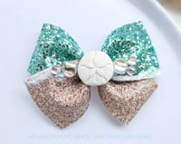 Image 2 of Beachy Bow