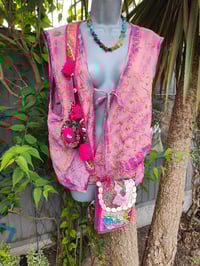 Image 10 of Jaz min cross body bag and coin purse- Hot pink 2