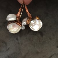 Image 5 of LUMINOUS I ear hoops