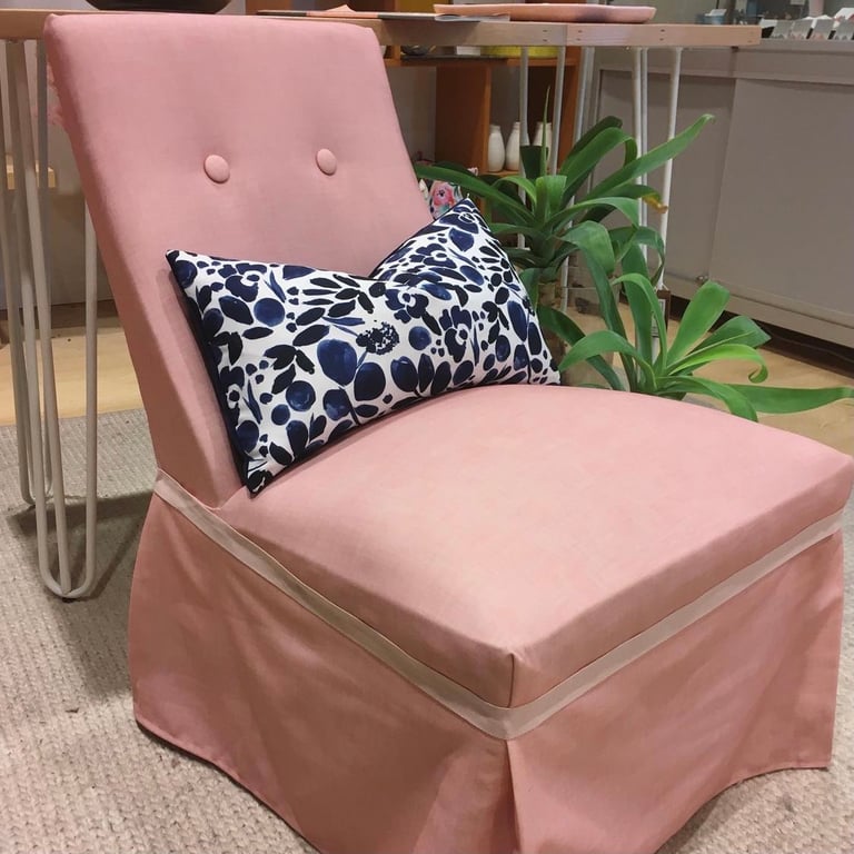 Little Vintage Bedroom Chair Image 2