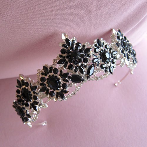 Image of Queen of Darkness tiara