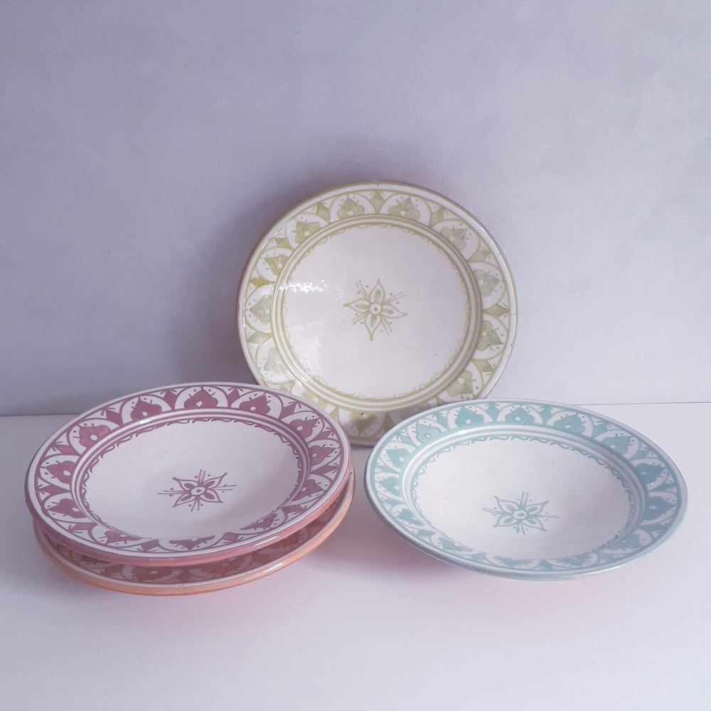 Image of MOROCCAN CERAMIC DINNER PLATES 