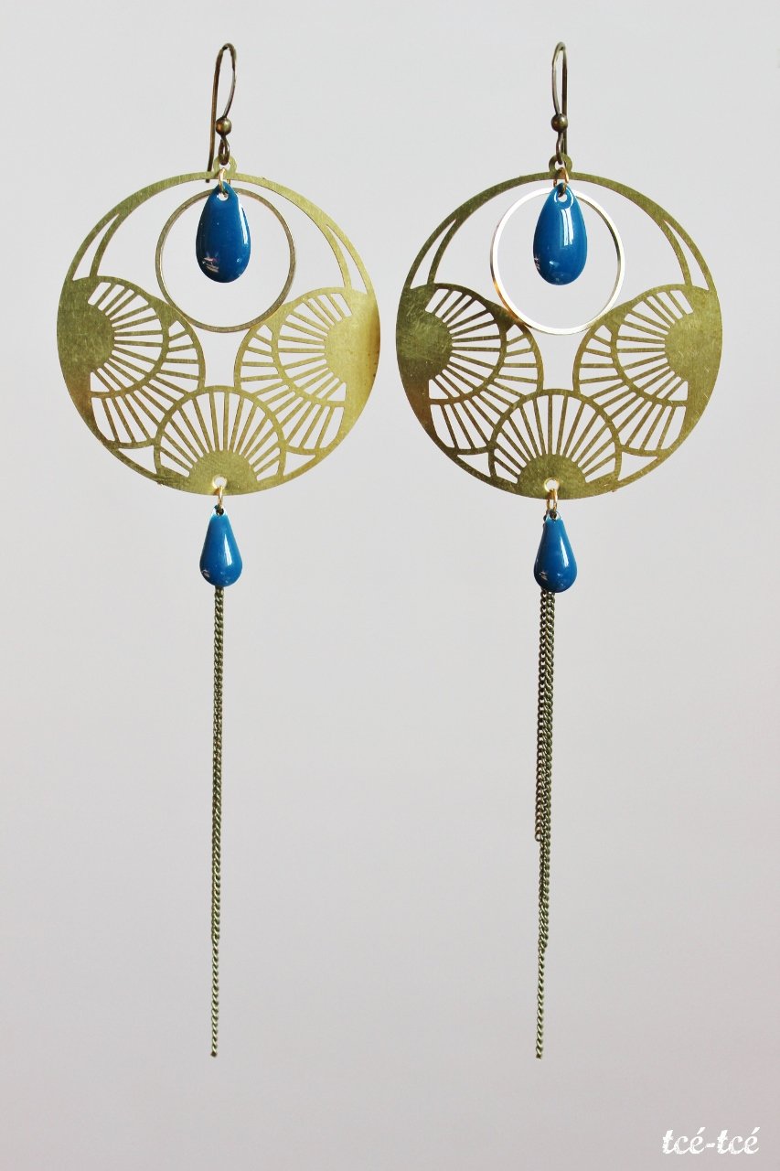 Image of Boucles "Les temps modernes"
