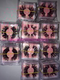 Image 2 of Wholesale 25mm Lashes