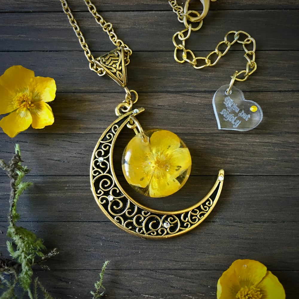 Buttercup Moon Resin Necklace in Antique Gold