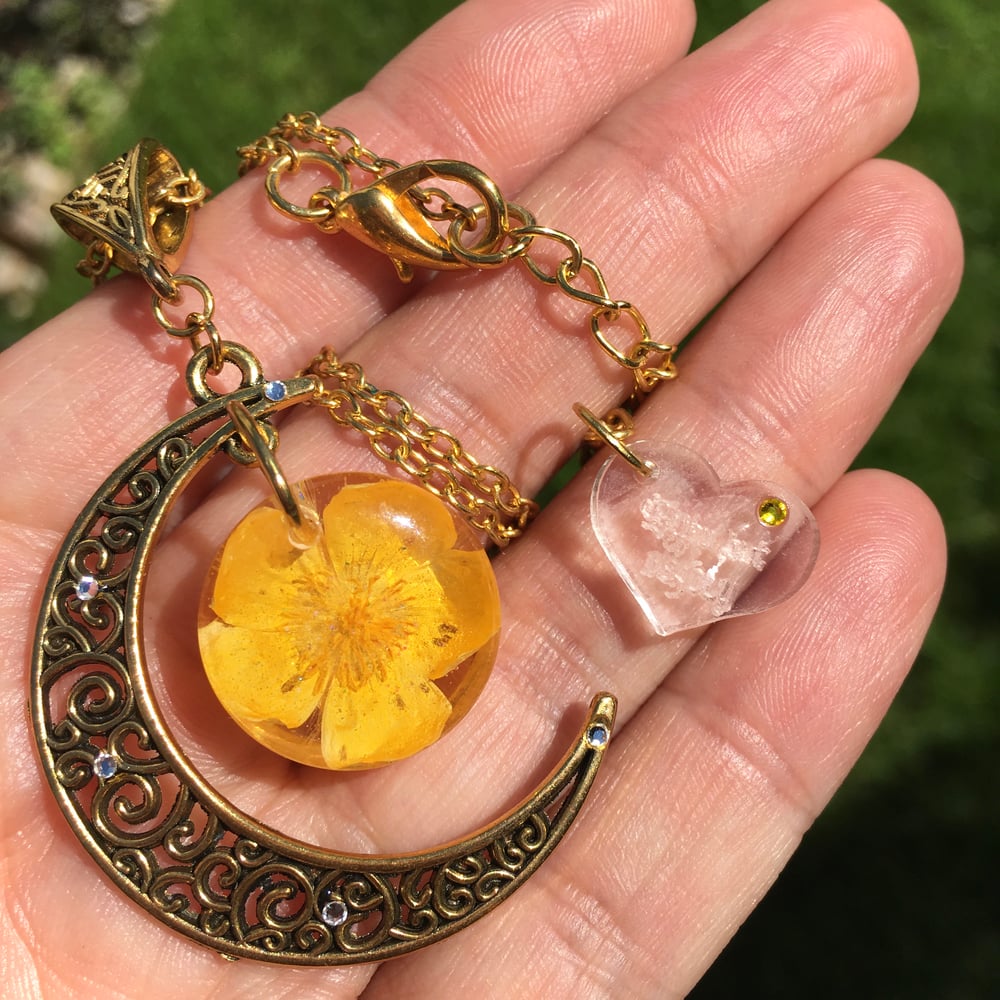 Buttercup Moon Resin Necklace in Antique Gold