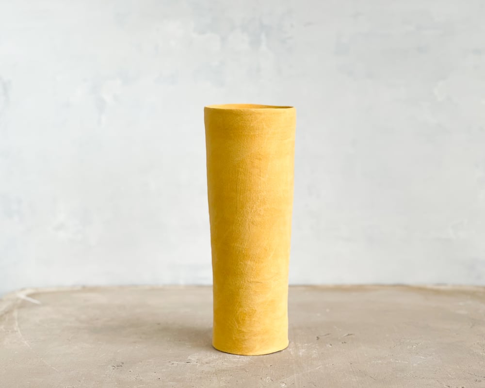 Image of Yellow Gold Cylinder Vase