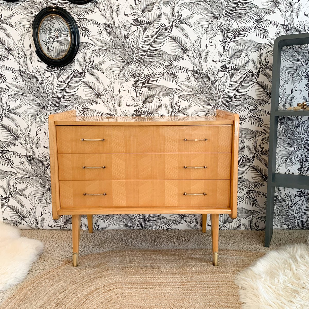 Image of VENDUE/SOLD OUT Commode Ailerons Flamingo