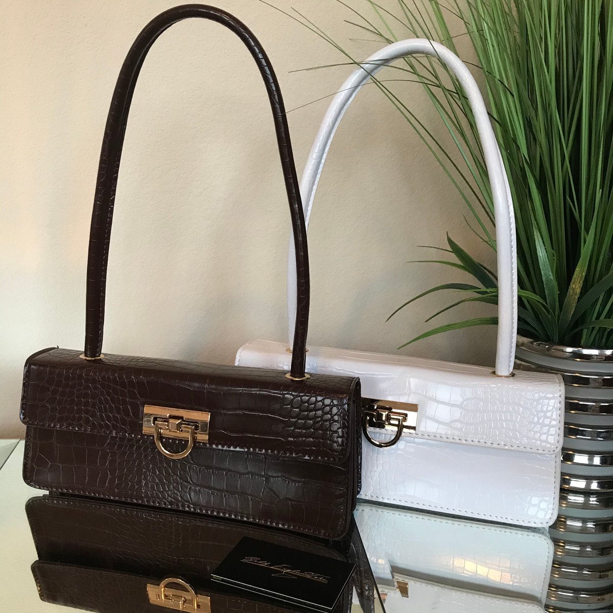 The Prima Pocketbook 