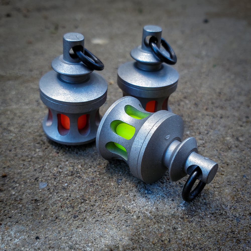 WAYFINDER V2 STAINLESS STEEL