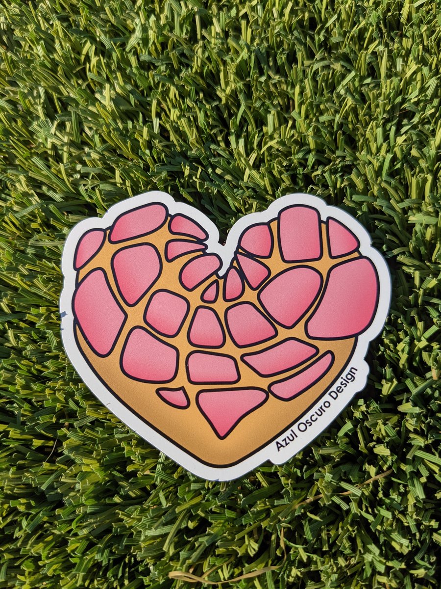 Image of Concha Heart Magnet in Pink