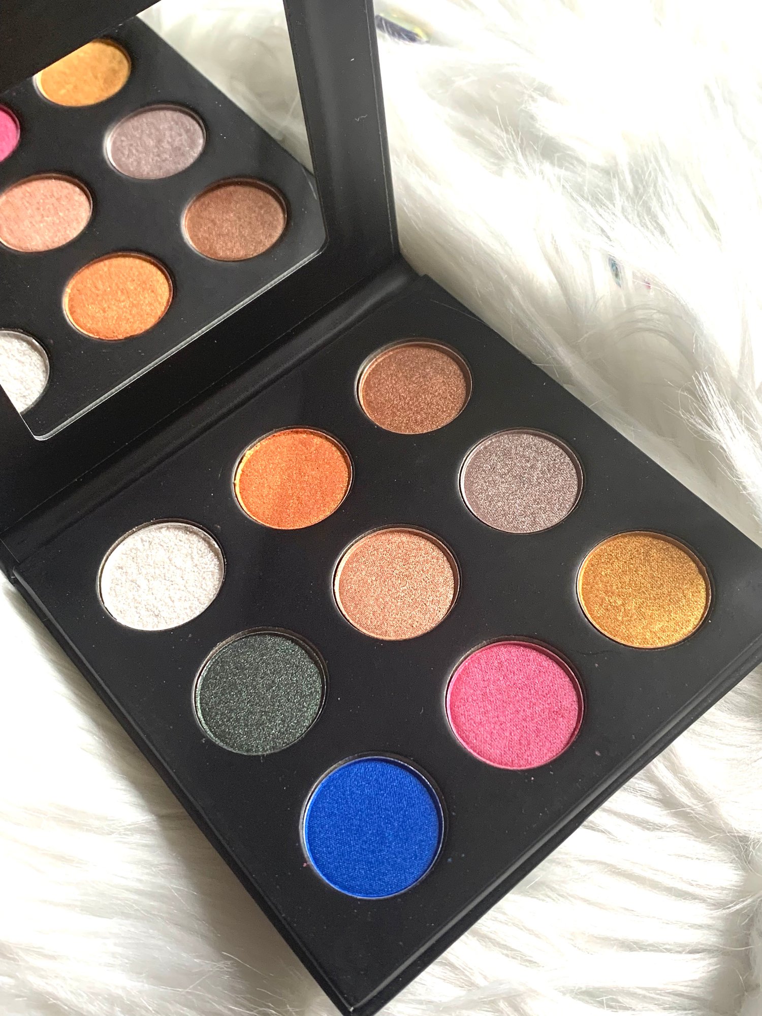9 Color Custom  Eyeshadow Palette