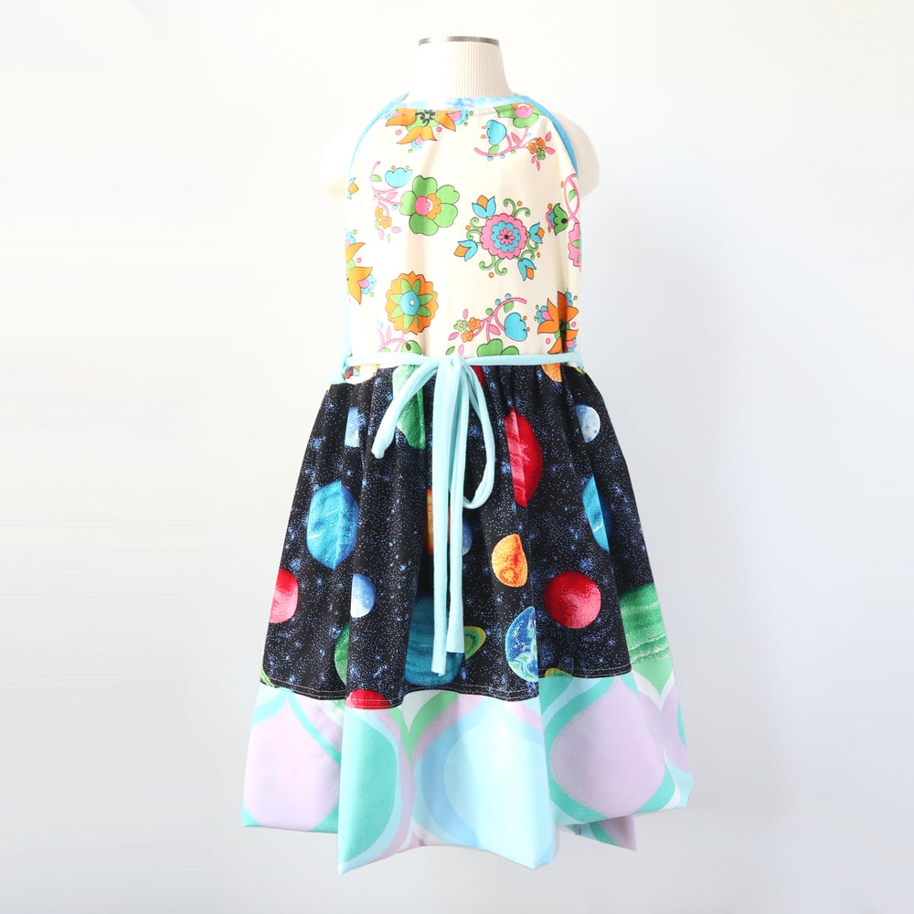 Image of space smart galaxy 8/10 halter apron wrap dress sundress courtneycourtney vintage fabric turquoise