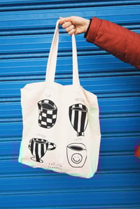 Image 3 of TOTE TAZOTAS 