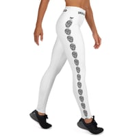 Image 4 of Skull Graphics Yoga Leggings