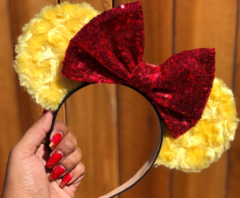 Image of Fluffy Winnie the Pooh mouse ears 