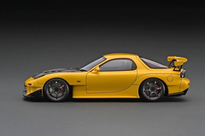 Image of 1/18 IGNITION MODEL RE AMEMIYA RX-7 FD (yellow color) IG2228
