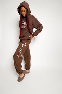 Image 5 of 2:22 Digital Clock Heavy Fleece Sweatpants (Brown)
