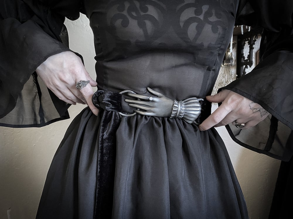 Image of The hand of comfort belt (Velvet)