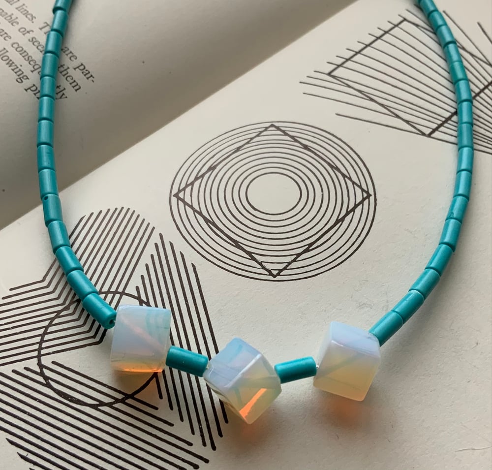 Opalite  /  Turquoise 16“ Chocker 