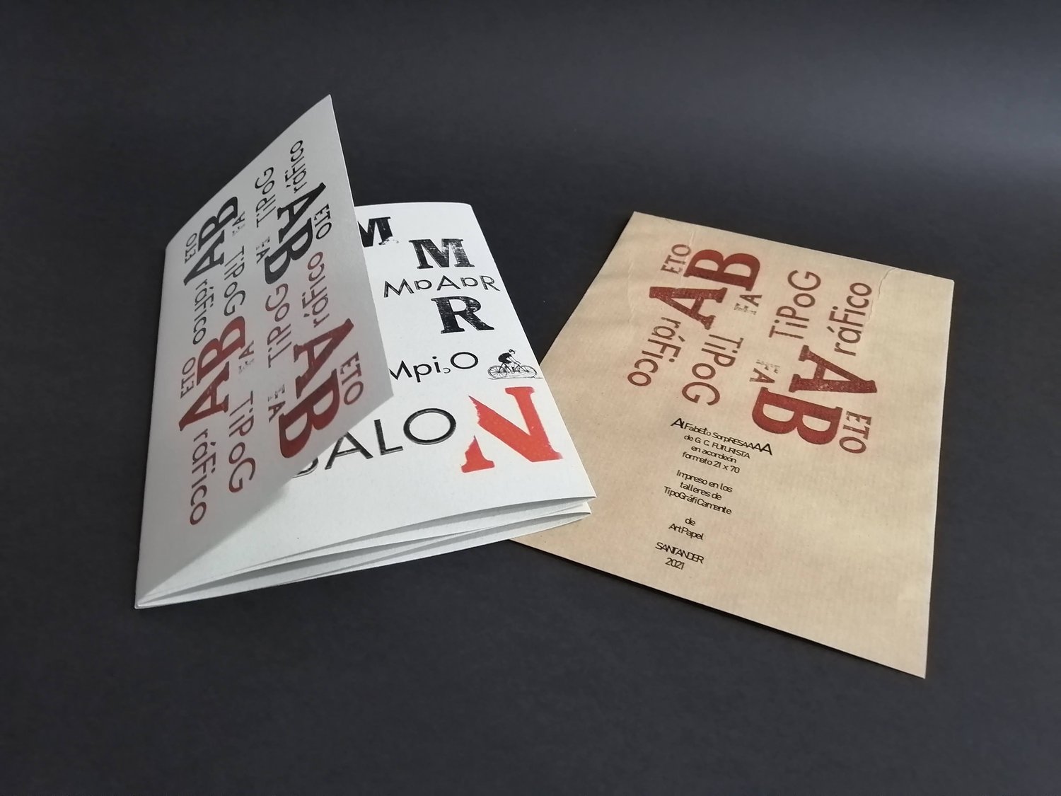 Image of Alfabeto Sorpresa Acordeón Tipográfico 