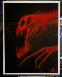 "It knows you're here" print