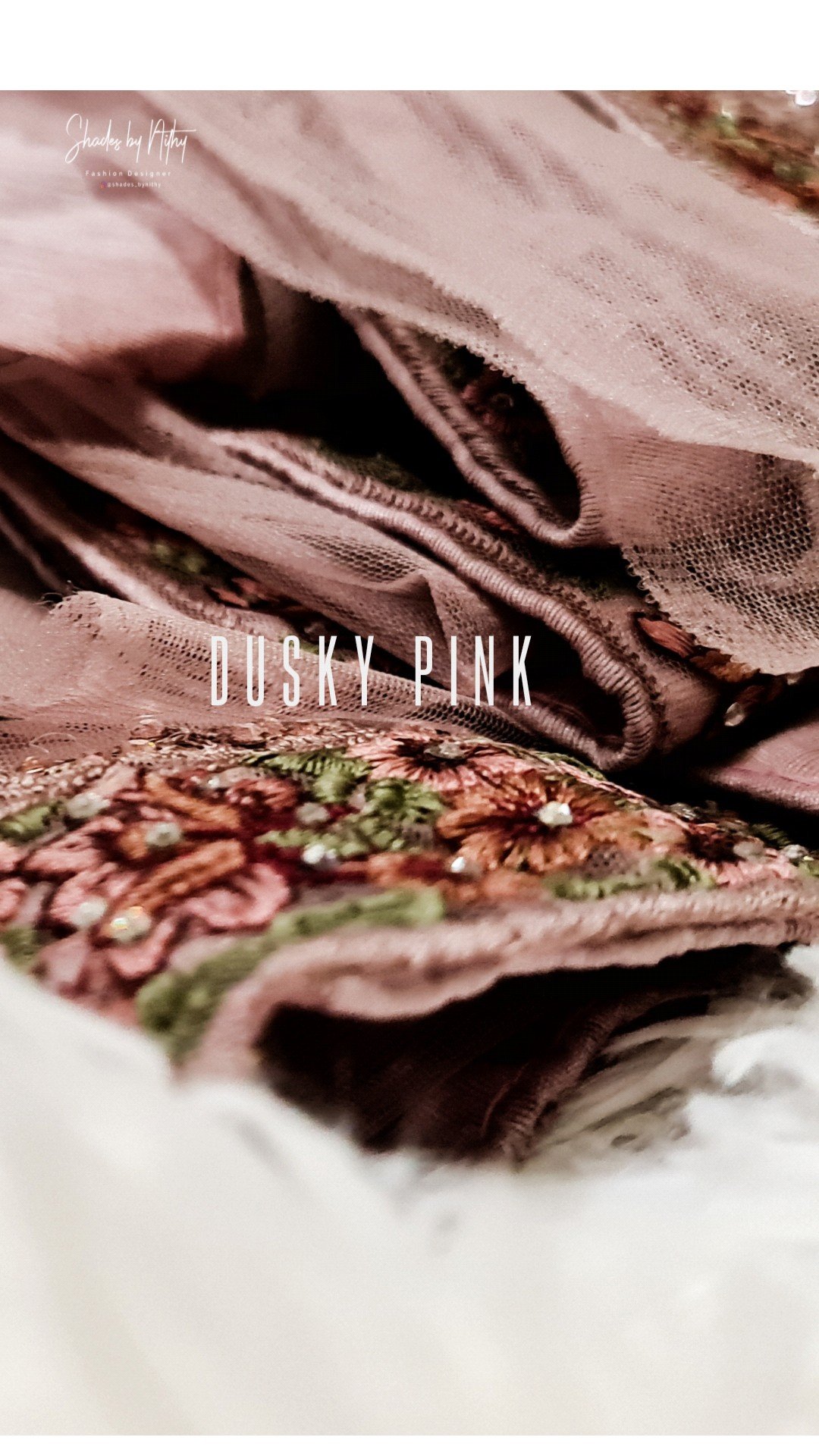 Image of D U S K Y   P I N K /LIGHT LILAC