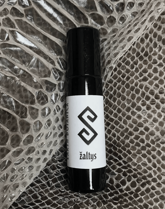 Image of ŽALTYS Perfume oil (Milk Oolong, Narcissus, Flouve, Grass)