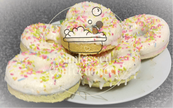 Image of Birthday Cake Doughnut Bath Bombs - Single