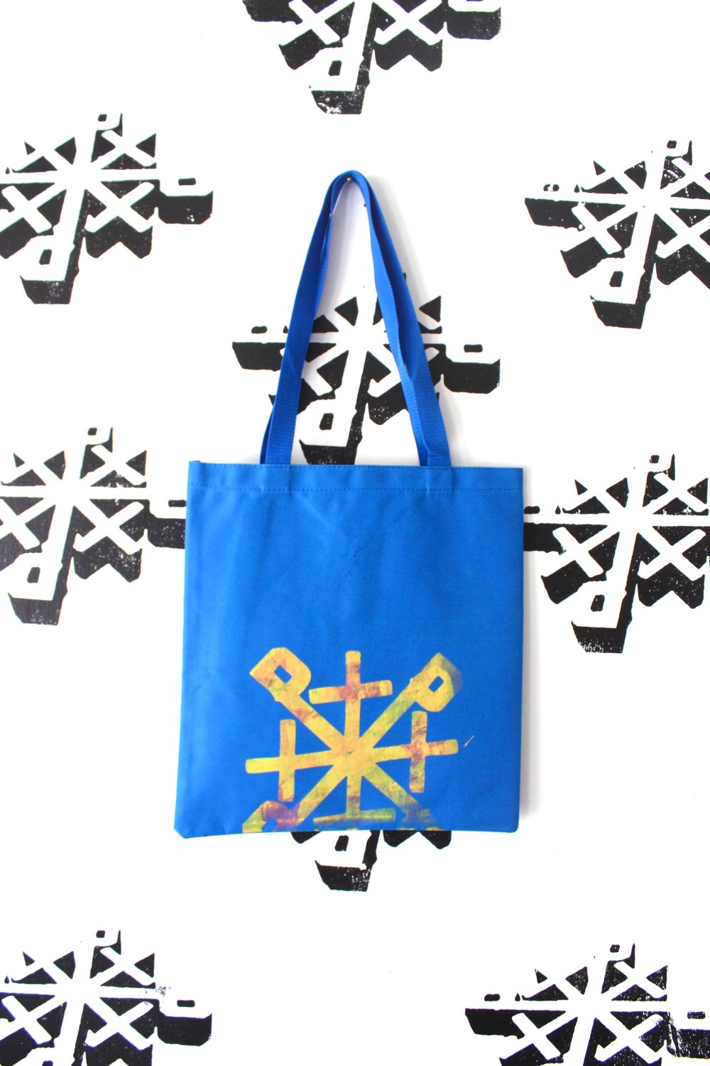 the too many tote bag in blue