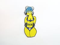 Image 2 of (PINS) Marge Simpson/Street Fighter Chun Lii (Mash Up)