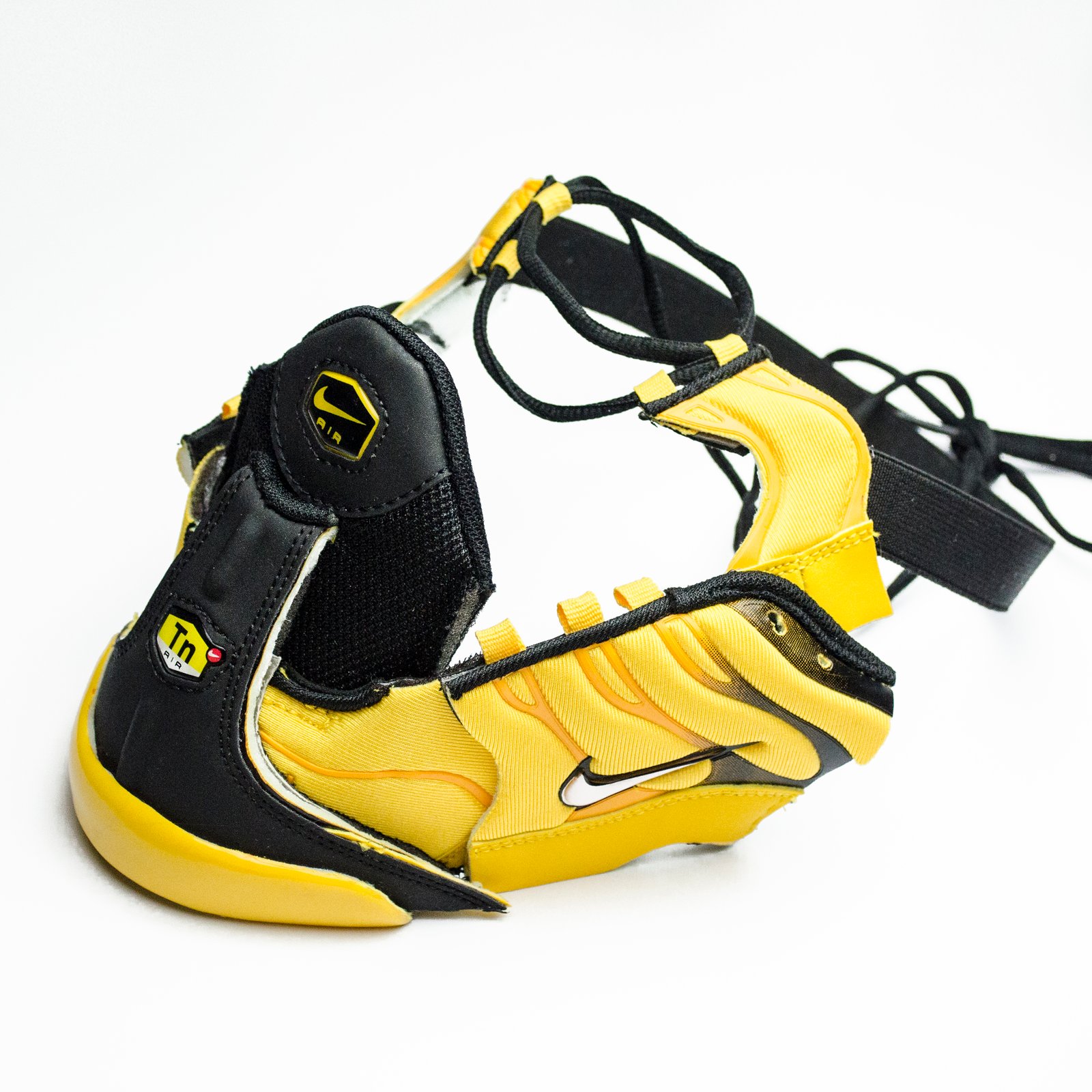 SNEAKER MASK / YELLOW BLACK / HEAD PIECE | ALBINOHECTOR