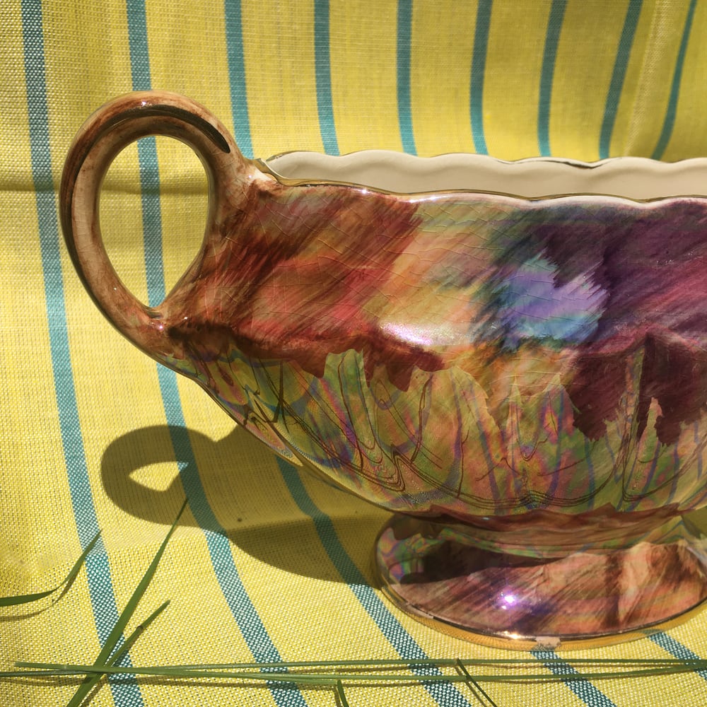 Image of Fluted lustre mantle vase 