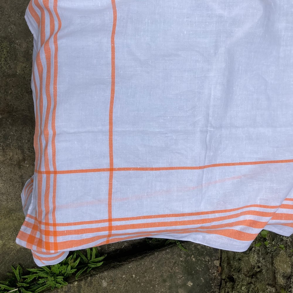 Image of Vintage linen tablecloth 