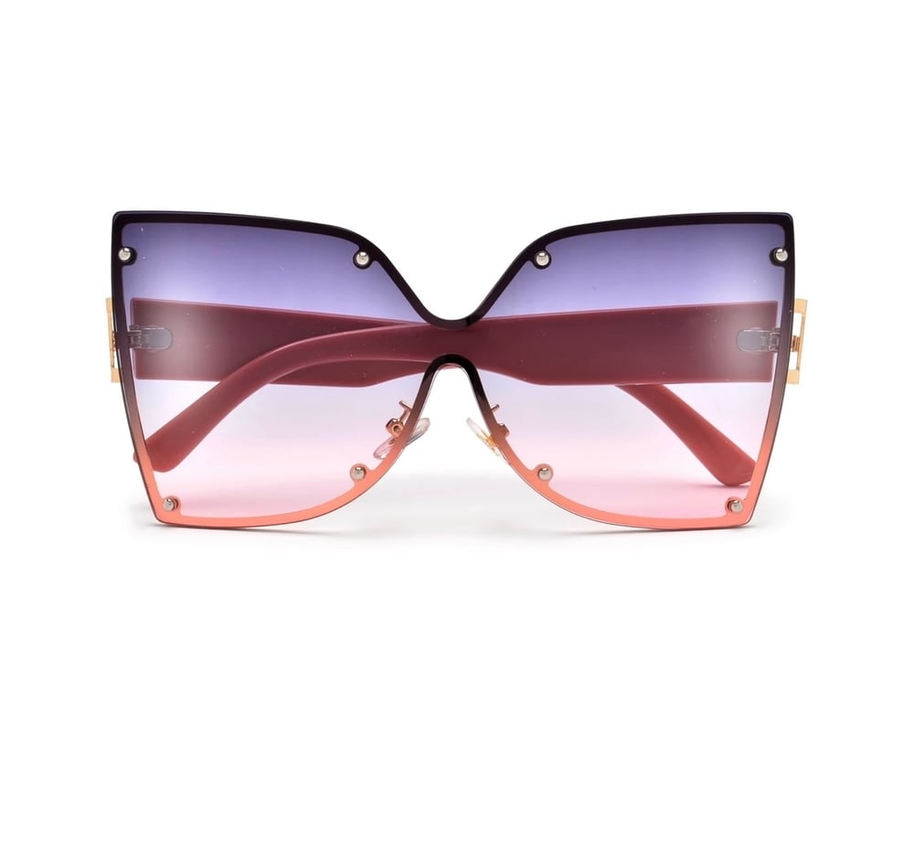 Image of Butterfly Mami Sunnies 