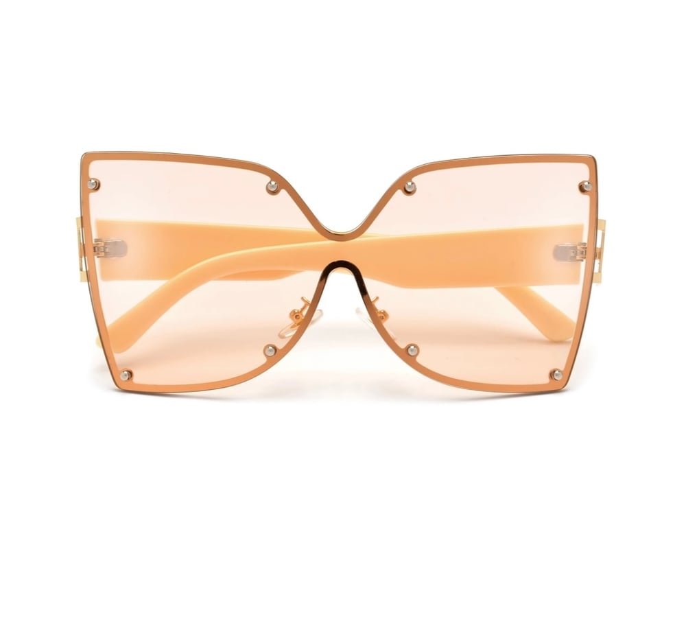 Image of Butterfly Mami Sunnies 