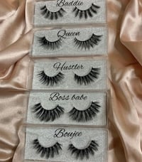 Dramatic Lashes 