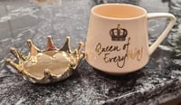 Image 1 of QUEEN OF EVERYTHING MUG