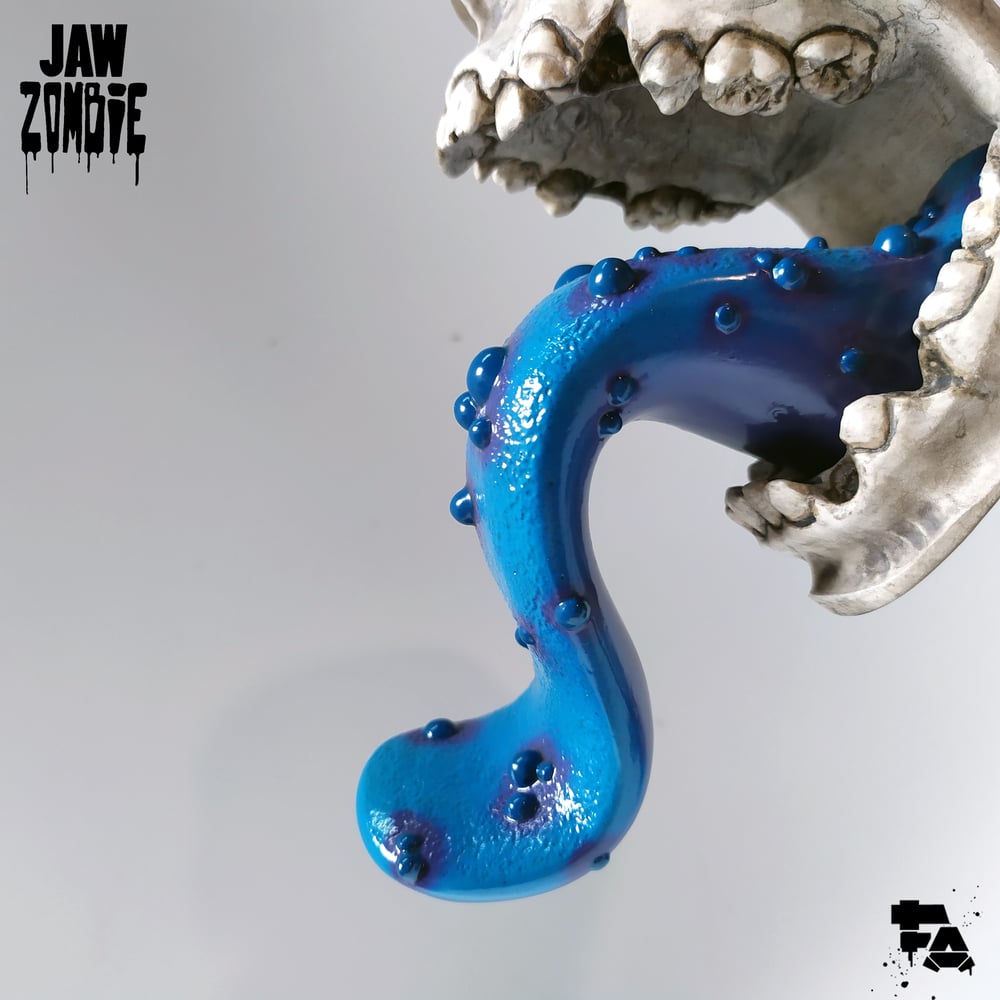 ✖✖ JAW ✖✖ - ZombiE - Blue Variant