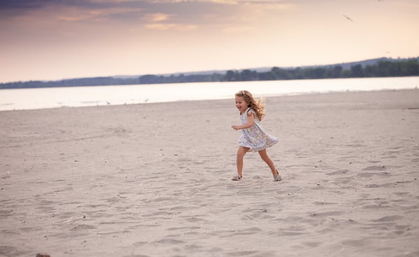 Image of Summer Beach Mini Sessions- 100.00 retainer to book